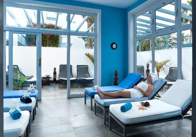 Отель Seaside Los Jameos