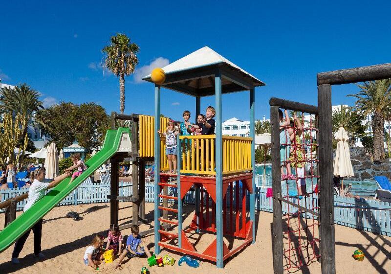 Отель Seaside Los Jameos