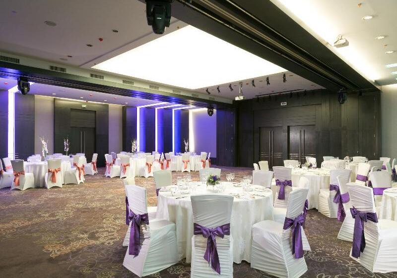 هتل Sheraton Bucharest