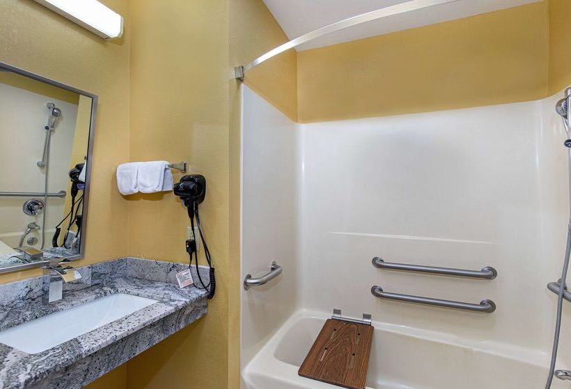 فندق Super 8 By Wyndham Eddyville/kuttawa