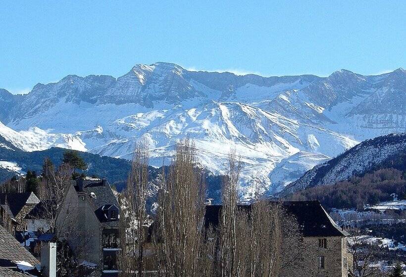 בית מלון כפרי Valle De Izas