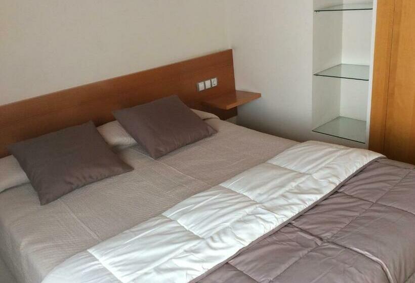 בית מלון כפרי Viaurelia