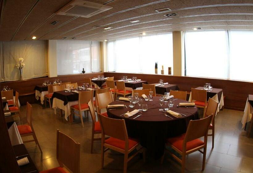 Отель Viaurelia