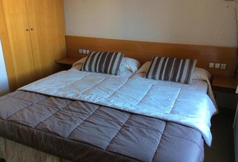 בית מלון כפרי Viaurelia