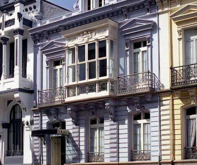 فندق Villa De Luarca
