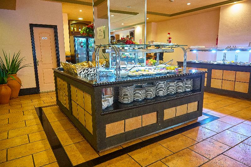 酒店 Zentral Center Adults Only