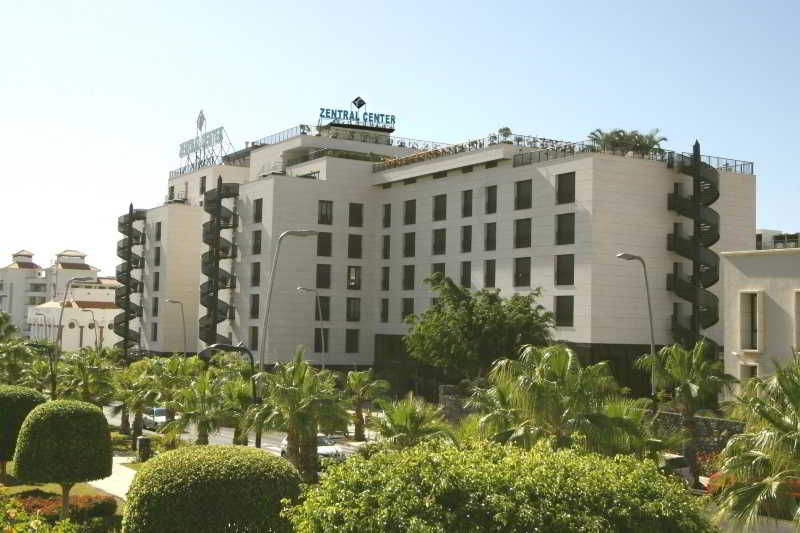 酒店 Zentral Center Adults Only
