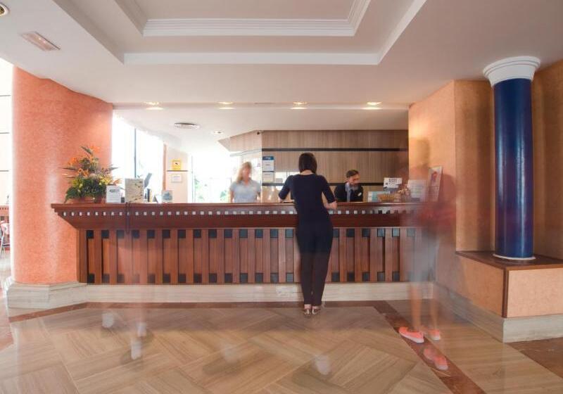 酒店 Zentral Center Adults Only