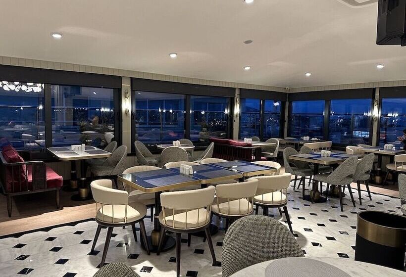 هتل Zurich Istanbul Old City