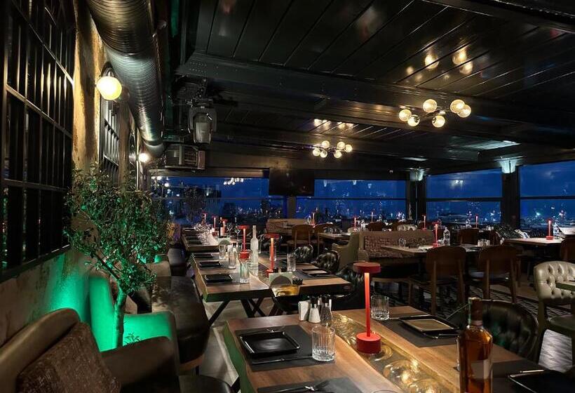 هتل Zurich Istanbul Old City