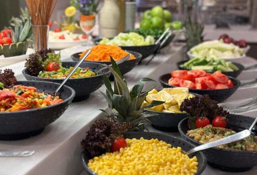 هتل Zurich Istanbul Old City