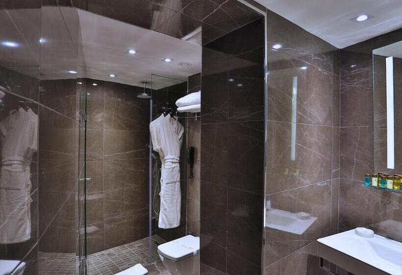 هتل Zurich Istanbul Old City