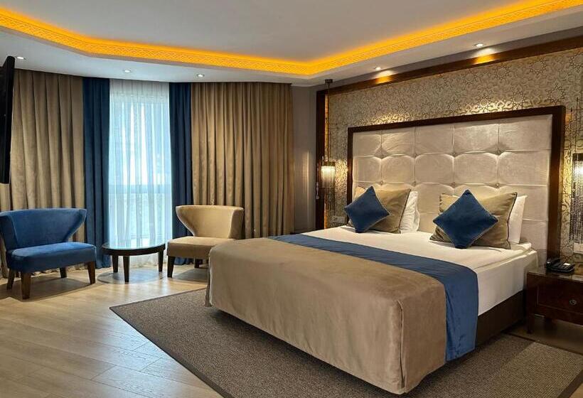 هتل Zurich Istanbul Old City