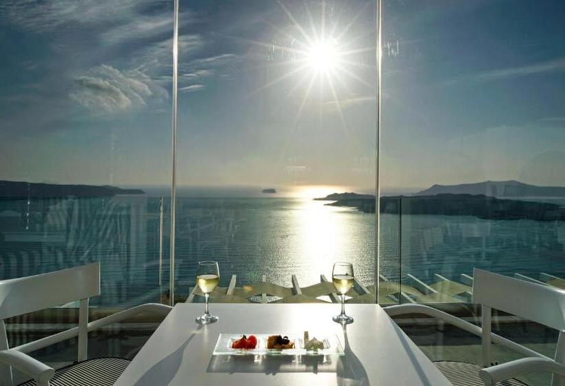 Lilium Hotel Santorini