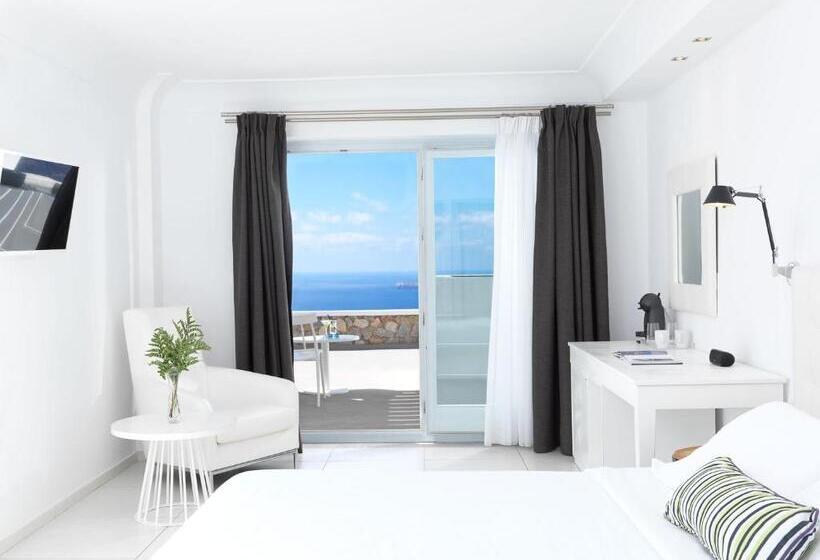 Lilium Hotel Santorini