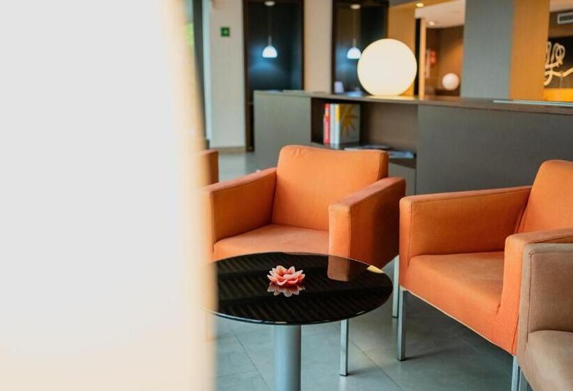 Magnolia Hotel   Adults Only