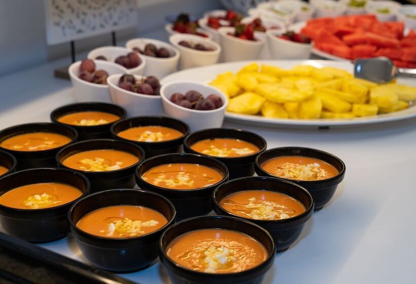 Medplaya Aparthotel Sant Eloi