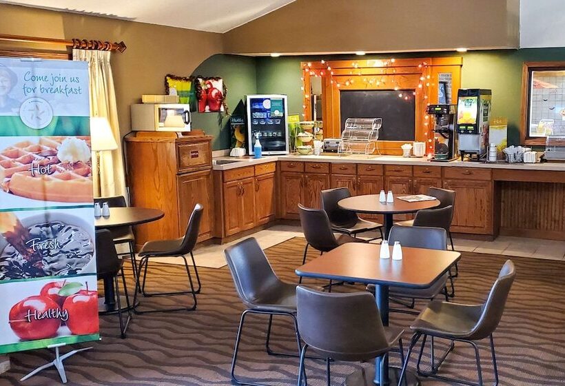 汽车旅馆  Quality Inn Atchison