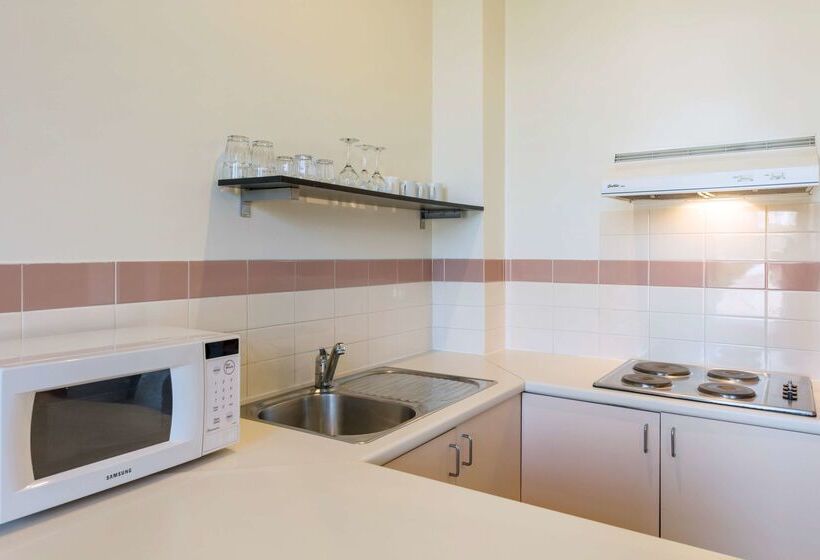 Nesuto Woolloomooloo