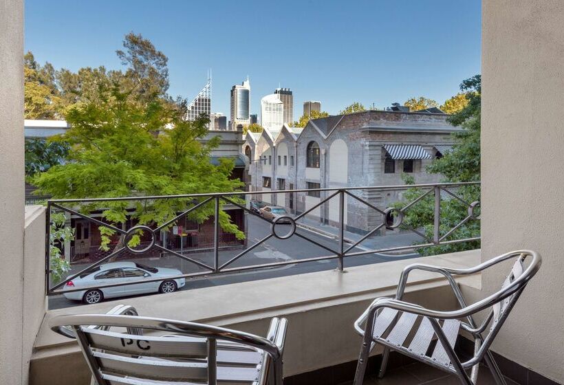 Nesuto Woolloomooloo