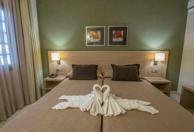 Relaxia Lanzasur Club  Aqualava Water Park