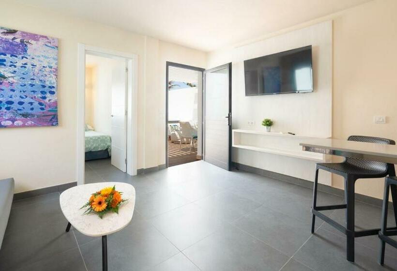 Relaxia Lanzasur Club  Aqualava Water Park