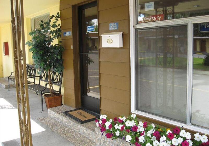 The L Motel Downtown/nau Conference Center