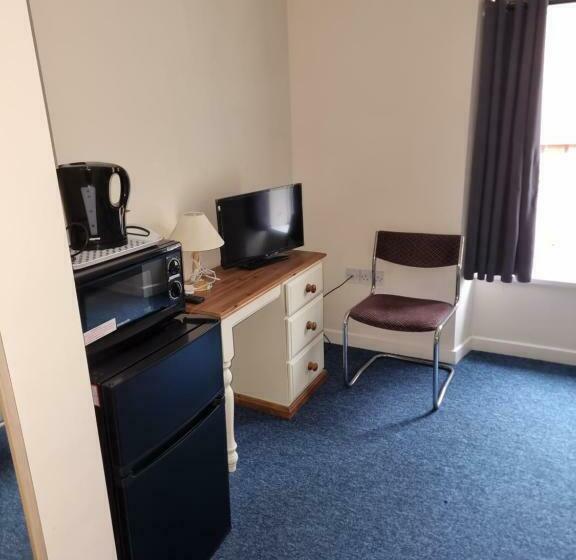 旅馆 Kings Arms Guest House Ebbw Vale