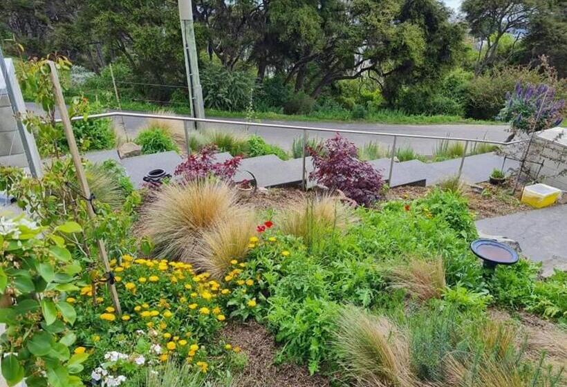민박 The Rectangle Apartment, Akaroa