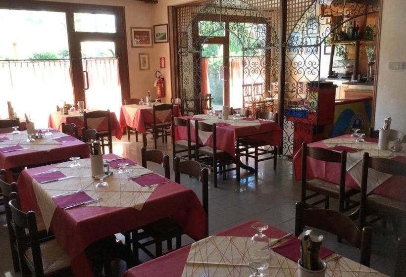 בית מלון כפרי Albergo Adige