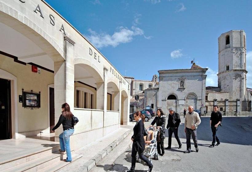 Отель Albergo Casa Del Pellegrino