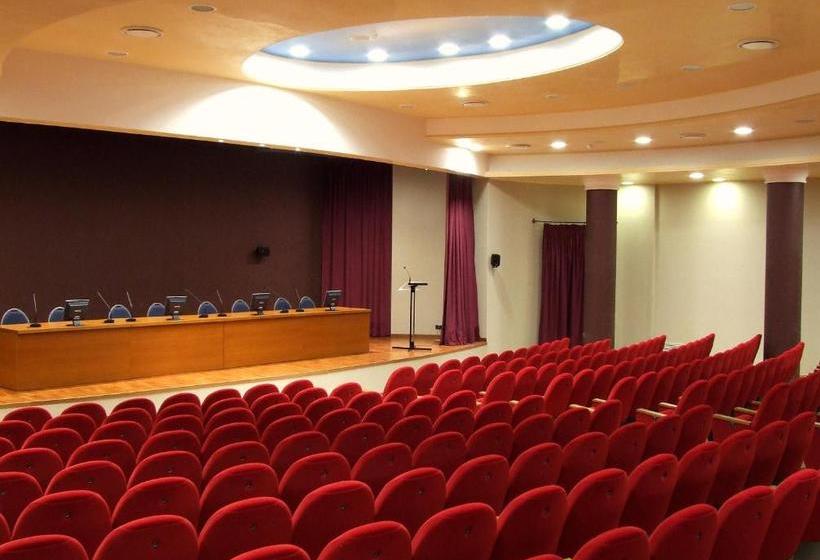 Отель Albergo Casa Del Pellegrino