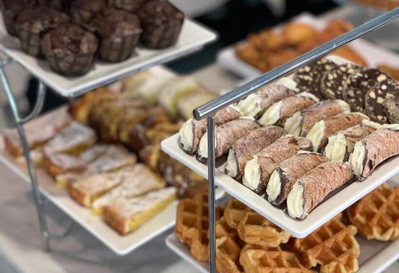 فندق Continental