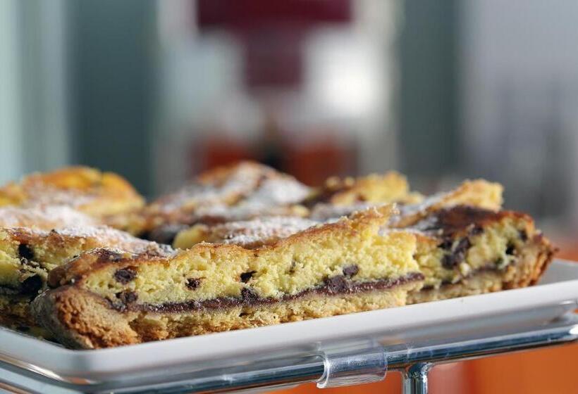 فندق Continental