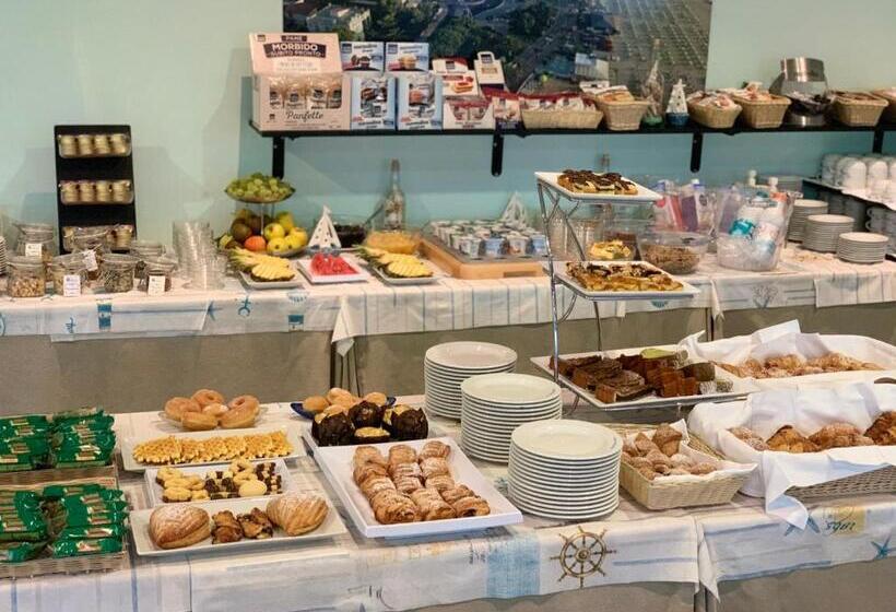 فندق Continental