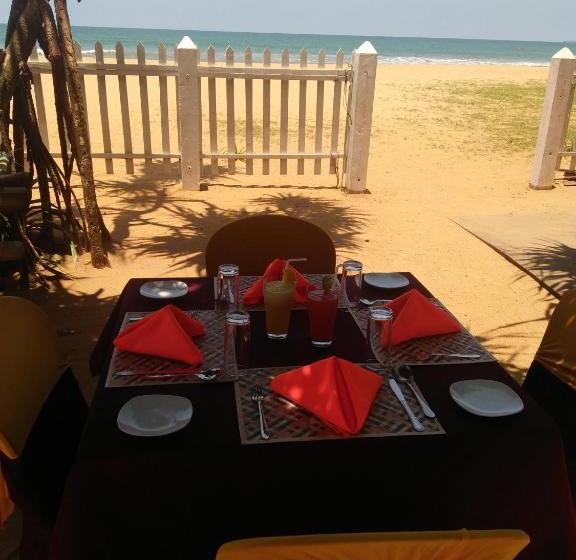 فندق Green Shadows Beach