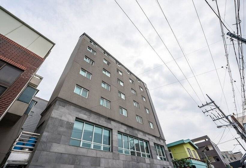 فندق Rest Seogwipo