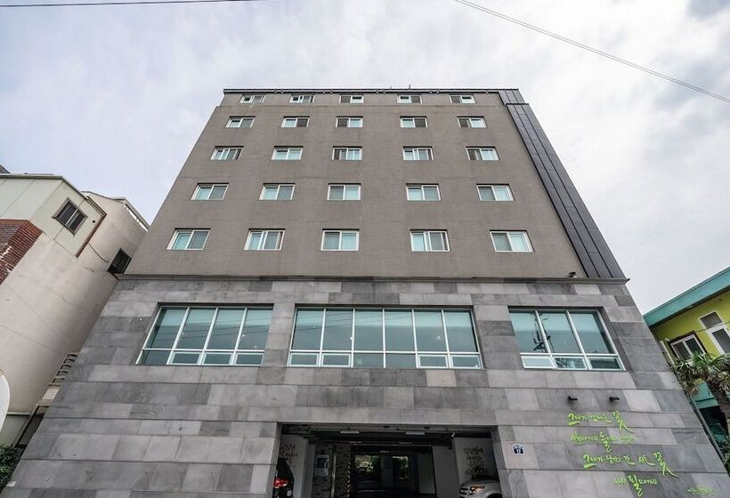 فندق Rest Seogwipo