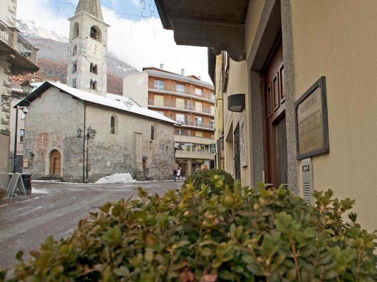 ホテル Silene Parking And Garage