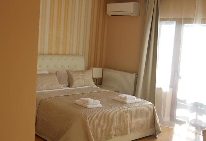 פנסיון Allegra