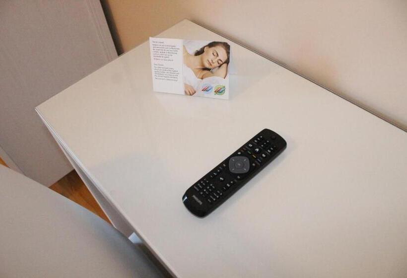 פנסיון Allegra