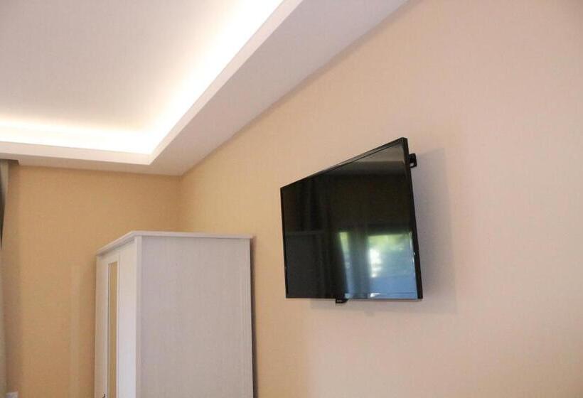 פנסיון Allegra