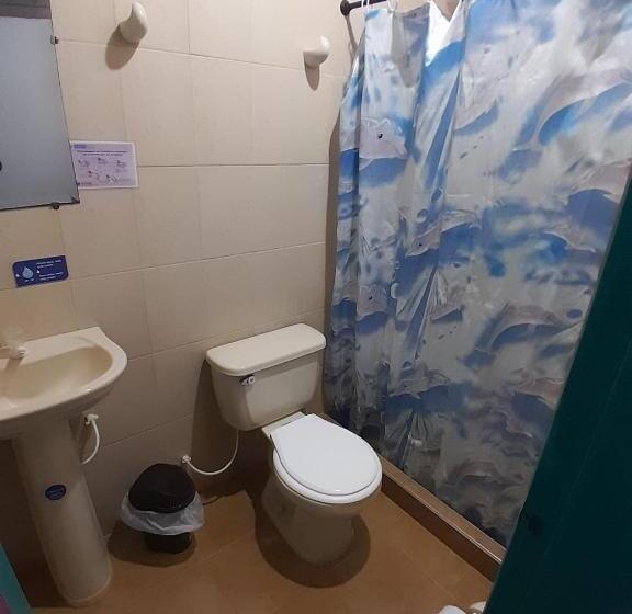 Пансион Hostal Johnnier