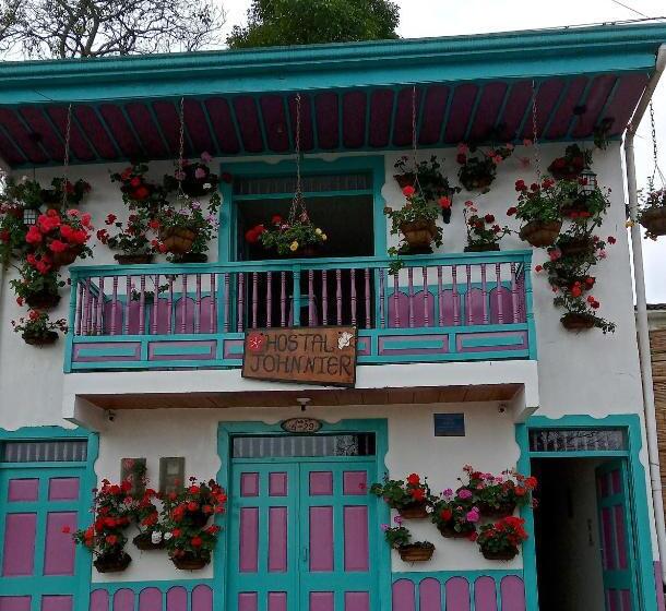 پانسیون Hostal Johnnier