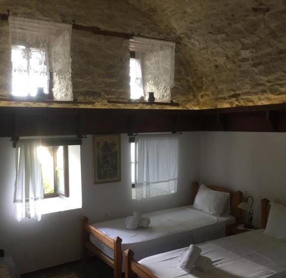 بنسيون Konaku Guest House