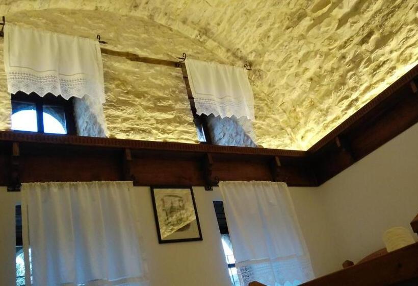 بنسيون Konaku Guest House