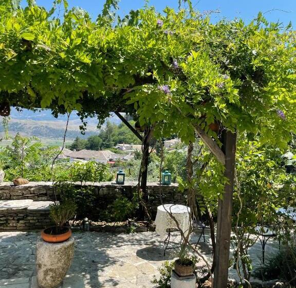 بنسيون Konaku Guest House