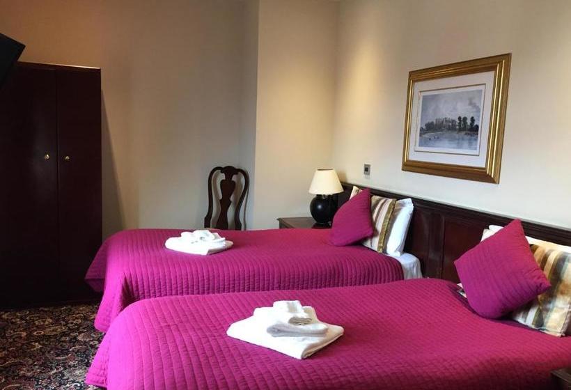 ペンション Marine Bar Pub With Rooms