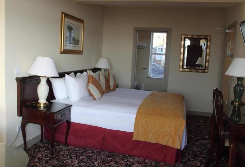 ペンション Marine Bar Pub With Rooms