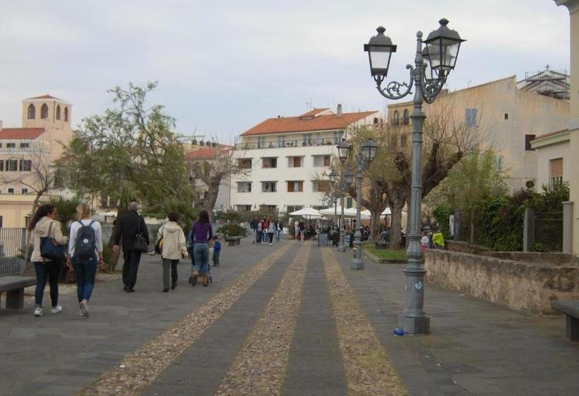 פנסיון Solelunamare Guest House